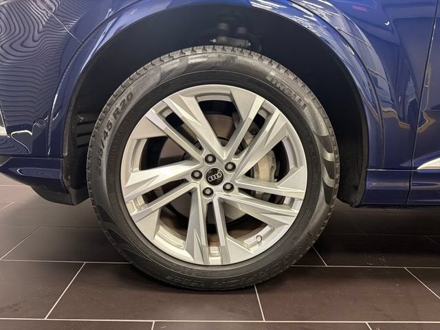 2022 Audi Q7 Premium Plus