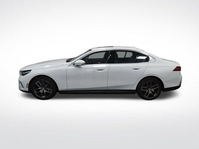 2026 BMW 5 Series 530i