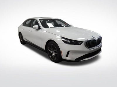 2026 BMW 5 Series 530i