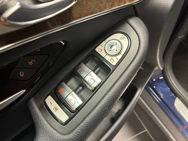 2017 Mercedes-Benz GLC GLC 300
