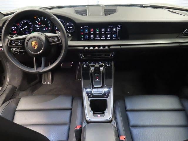 2022 Porsche 911 Carrera