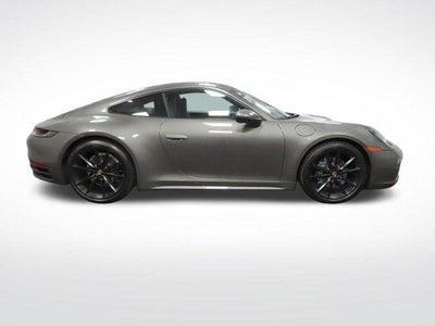 2022 Porsche 911 Carrera