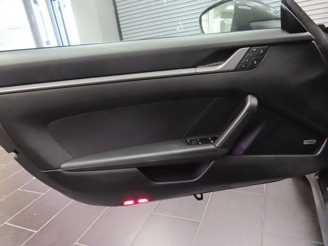 2022 Porsche 911 Carrera