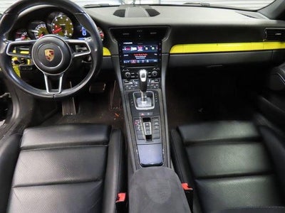 2017 Porsche 911 Carrera