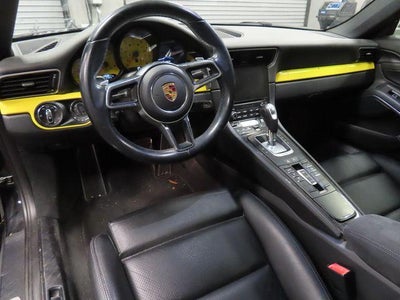 2017 Porsche 911 Carrera