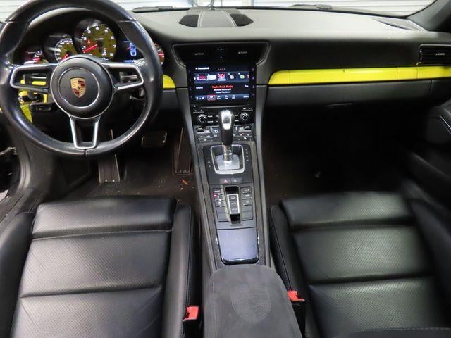 2017 Porsche 911 Carrera