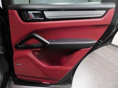 2022 Porsche Cayenne Base