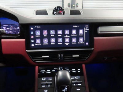 2022 Porsche Cayenne Base