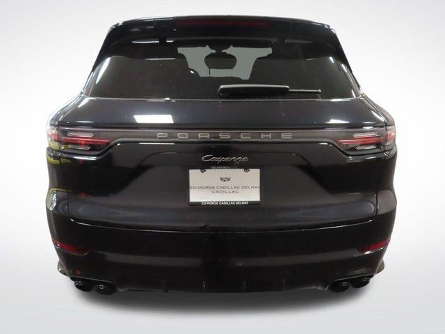 2022 Porsche Cayenne Base