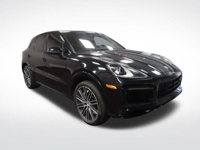 2022 Porsche Cayenne Base