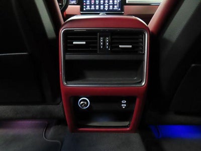 2022 Porsche Cayenne Base