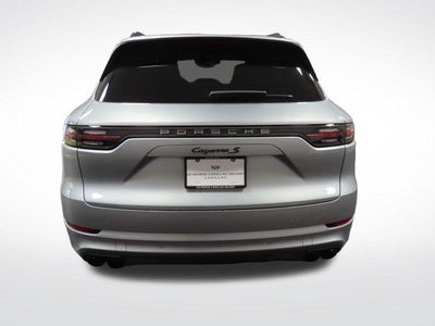 2022 Porsche Cayenne S