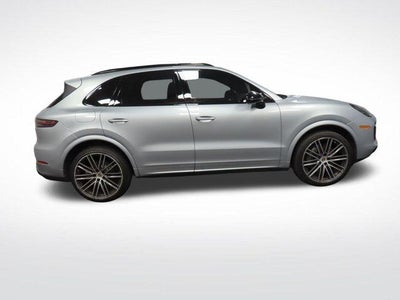 2022 Porsche Cayenne S