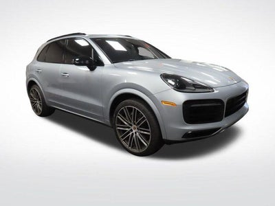 2022 Porsche Cayenne S