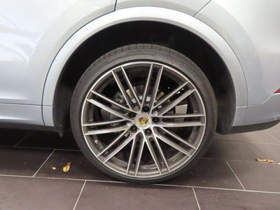 2022 Porsche Cayenne S