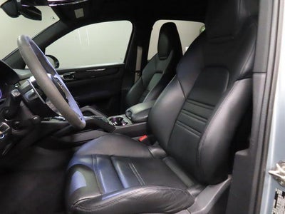 2022 Porsche Cayenne S