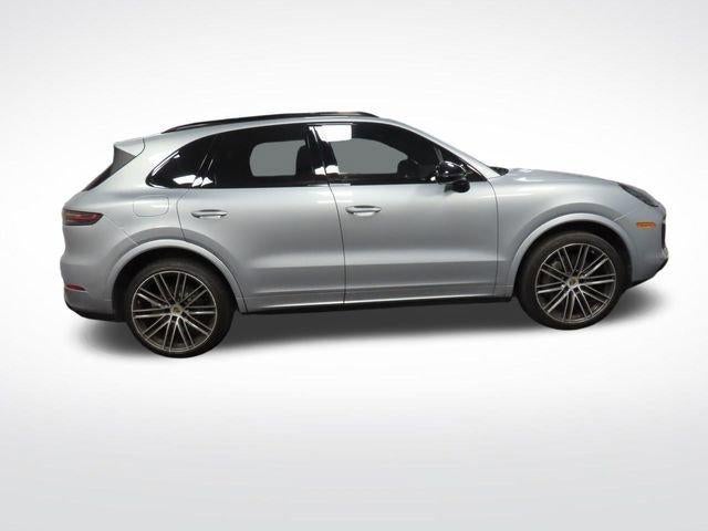 2022 Porsche Cayenne S