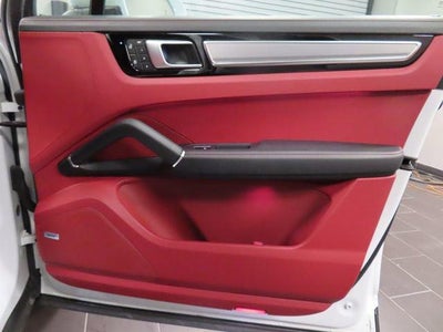 2023 Porsche Cayenne Base