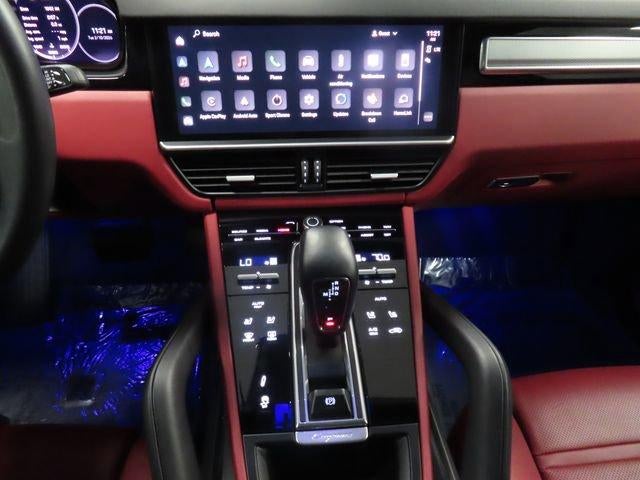 2023 Porsche Cayenne Base