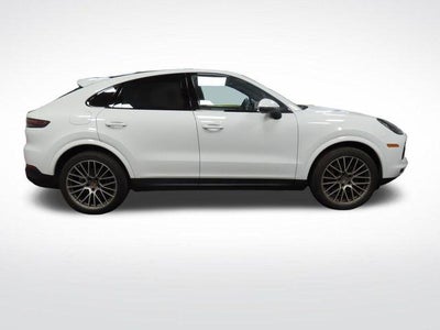 2023 Porsche Cayenne Base