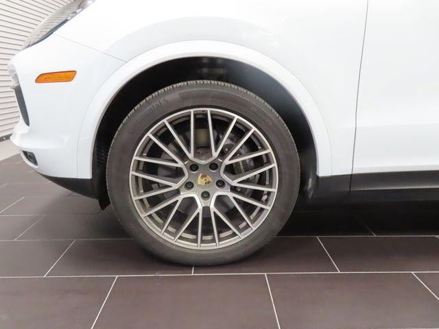 2023 Porsche Cayenne Base