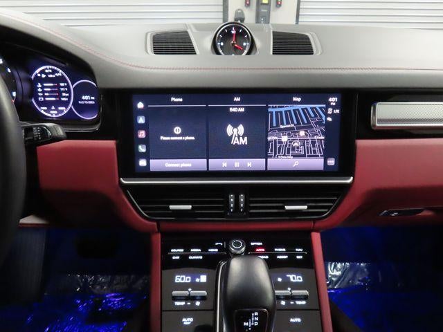 2023 Porsche Cayenne Base