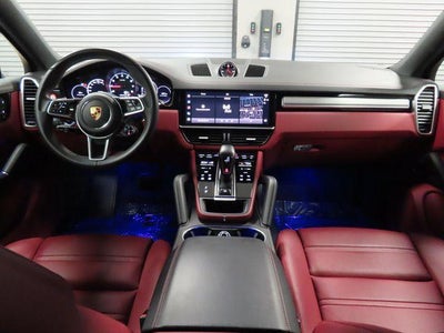 2023 Porsche Cayenne Base