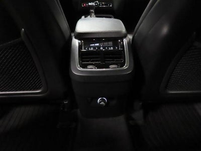 2020 Volvo XC90 Momentum