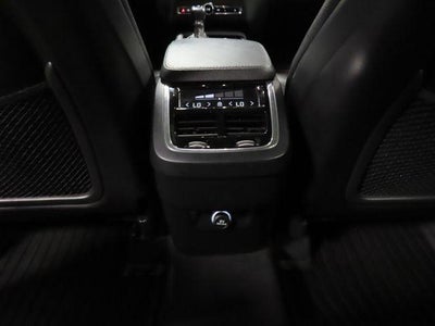 2020 Volvo XC90 Momentum