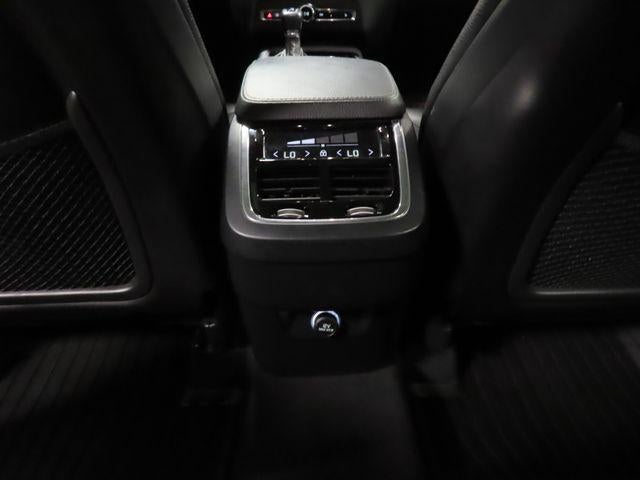 2020 Volvo XC90 Momentum