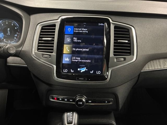 2020 Volvo XC90 Momentum