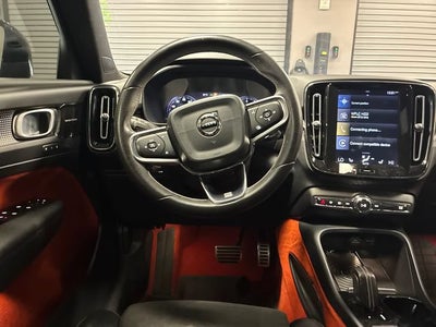 2019 Volvo XC40 R-Design