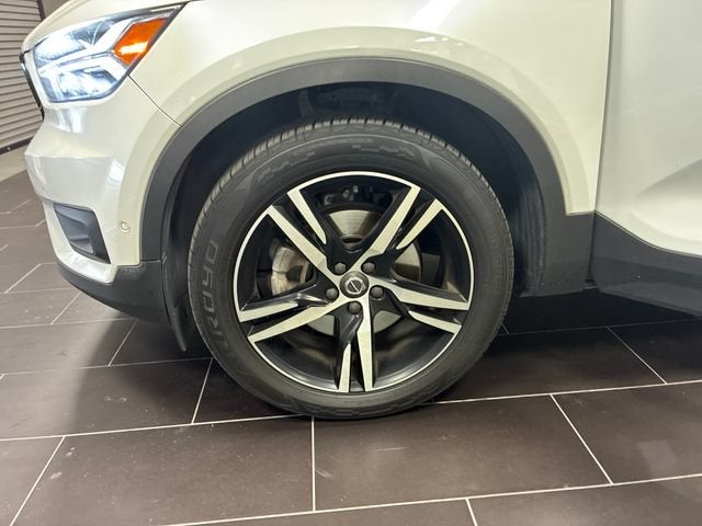 2019 Volvo XC40 R-Design