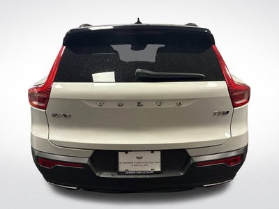 2019 Volvo XC40 R-Design
