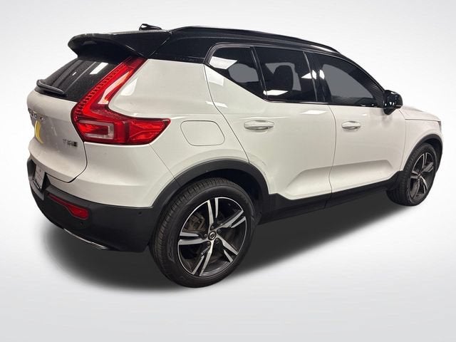 2019 Volvo XC40 R-Design