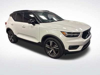 2019 Volvo XC40 R-Design