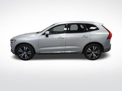 2023 Volvo XC60 Plus Bright Theme