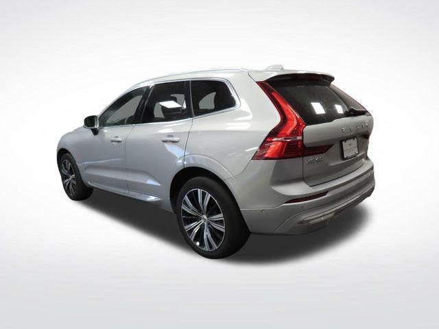 2023 Volvo XC60 Plus Bright Theme