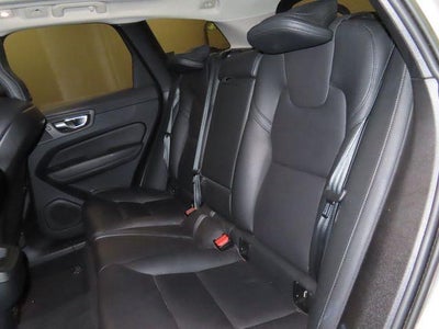 2023 Volvo XC60 Plus Bright Theme