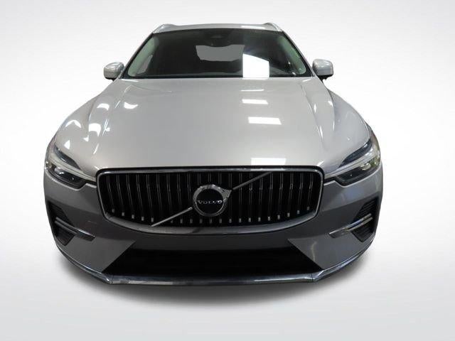2023 Volvo XC60 Plus Bright Theme